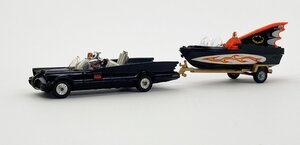 箱ダメージあり コーギー CORGI GIFT SET3 BATMOBILE & Batboat on trailer バットモービル