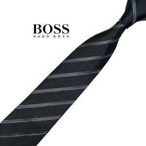 ★やや細め★ HUGO BOSS 高級ネクタイ ストライプ柄 ブラック系×グレー系 レジメンタル ヒューゴボス USED メンズ服飾小物 中古 t796