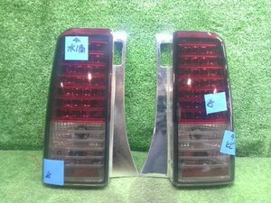 トヨタ bB NCP30 NCP35 社外？ 左右 テールランプ ストップランプ ランプ LED メーカー不明 セット品 現状販売 中古