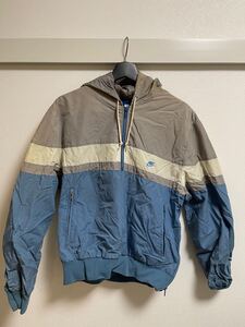 パーカー ジャケット　 古着 NIKE M ウィンドブレーカー　USA 