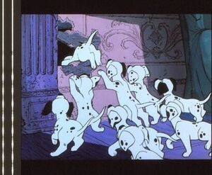 １０１匹わんちゃん 35mmフィルム ウォルトディズニー クルエラドヴィル ポンゴ パーディタ ◆ONE HUNDRED AND ONE DALMATIANS 連続５コマ