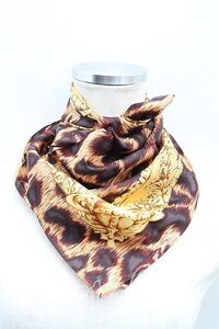 Vivienne Westwood / レオパード額縁シルクスカーフ 茶 H-24-10-20-063-gd-OD-ZH