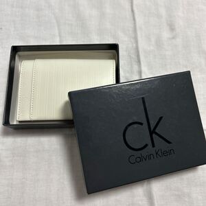 【CK カルバンクライン】『超美品』ホワイト名刺入れ☆化粧箱付き☆Calvin Klein☆1円スーパーセール☆