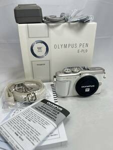 【極美品♪・大変綺麗です♪・嬉しい元箱付き(^^♪】OLYMPUSオリンパスPEN E-PL9ホワイトボディ　　　　　　　721