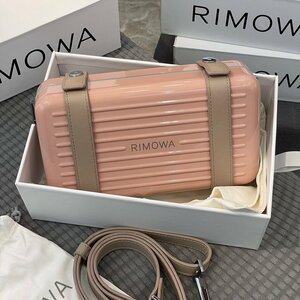 リモワ RIMOWA パーソナル PERSONAL ショルダーバッグ クラッチバッグ クロスボディ 斜め掛け　ピンク