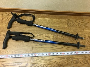 s410kd　SOUTH FIELD（サウスフィールド）　トレッキング ポール　HS-1401　2本セット　長さ調節　トレッキングステッキ　登山　杖　中古