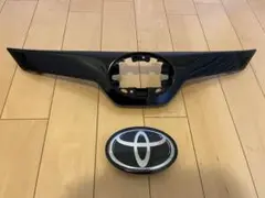 トヨタTOYOTAエンブレム仕様　カローラスポーツグリルセット