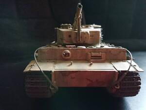 1/35 ベルゲパンツァー タイガー/Bergepanzer Tiger 戦車回収車 プラモデル 完成品