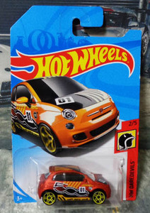 HOTWHEELS FIAT 500 　ホットウィール フィアット 500 　　説明文・写真ご参照　 　　///(075)