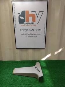 ジャガー　センターピラーロアガーニッシュカバー　右 ソブリンXJ40 左ハンドル車 走行 251381Km E-VOL 1993 中古 #hyj　BCC4684 C243-124