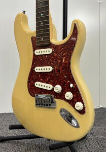 【 C 】5038 FENDER USA　stratocaster DZ6101069　エレキギター　フェンダー　ソフトケース付き