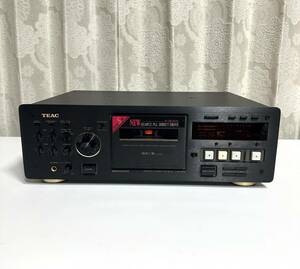 TEAC V-8030S カセットデッキ