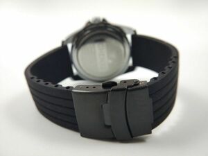 シリコンラバーストラップ 交換用腕時計ベルト Dバックル 黒Xブラック 22mm