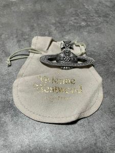 Vivienne Westwood ヴィヴィアンウエストウッド ブローチ 希少 レア バッチ ピンバッジ アクセサリー