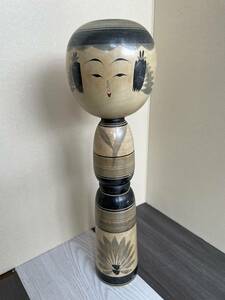 【日本伝統こけし】 弥次郎系 佐藤辰雄 36cm