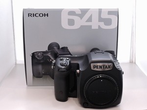 ペンタックス PENTAX 中判デジタル一眼レフカメラ ボディ 645Z