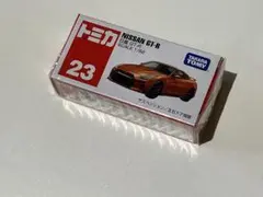 未開封　トミカ NISSAN GT-R スケール1/62 23