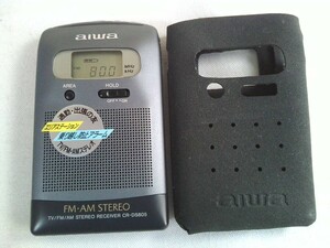 美品！希少★aiwa 　FM／AMステレオ ポケットラジオ 　CR-DS805　日本製　ケース付き★動作品