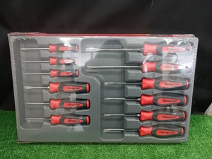 未使用品 Snap-on スナップオン ソフトグリップ コンビネーション スクリュードライバーセット 12ピース SGDXW120BR レッド 赤