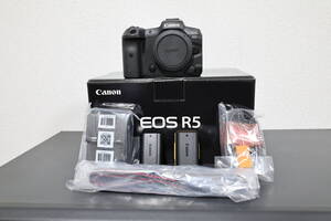 【美品】Canon EOS R5　化粧箱付