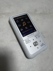 【送料無料】ソニー デジタルウォークマン NW-S716F♪ホワイト 4GB SONYWALKMAN♪即決ポータブルオーディオプレーヤーdigital media player