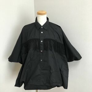 素敵・かわいい【COMME des GARCONS コムデギャルソ】マント風☆ブラック黒☆5万程　半袖～７部袖シャツ☆フリンジデザイン　日本製