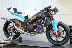 MC21・28用 左右出し 500V ステンレスチャンバーボディー NSR250R T2Racing