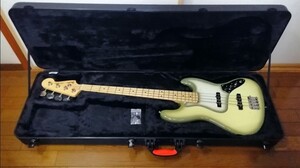 レア 希少品 【 美品 】 Fender Antigua Jazz Bass 限定カラー　/　フェンダー　ジャズベース　/　Fender USA ハードケース付属