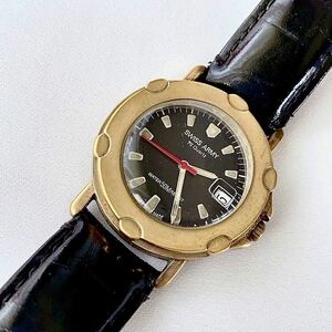 SWISS ARMY ミリタリーメンズクォーツ腕時計　稼動品