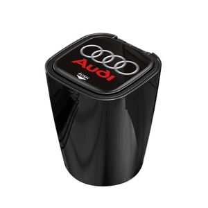 アウディ AUDI　車用灰皿 タバコ灰皿 LEDライト付き ミニごみ箱 取り外し可 ドリンクホルダー型 喫煙 吸い殻 火消し穴 ブラック