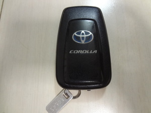 トヨタ 新型 カローラ 2ボタン スマートキー 中古 検)TOYOTA/COROLLA/NRE210/ZRE212/ZWE21#/MZEA1#