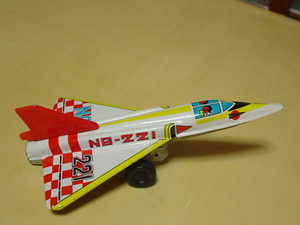 珍品　アンティーク　ブリキ製　N６ーZZ１　ジェット機