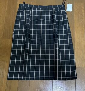 ◇新品W67◇ベーシック*事務服スカート*黒柄*