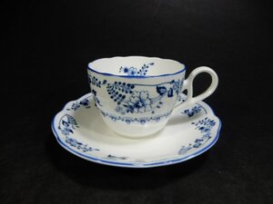 Noritake　ノリタケ　カップ&ソーサー　青い花　コーヒー　紅茶　洗剤・電子レンジ・オーブンOK　コレクション　P-260