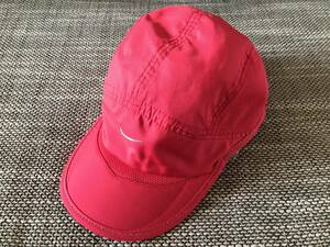 NIKE DAYBREAK DRI-FIT 軽量 キャップ 赤 レッド リフレクター フリーサイズ ナイキ 帽子