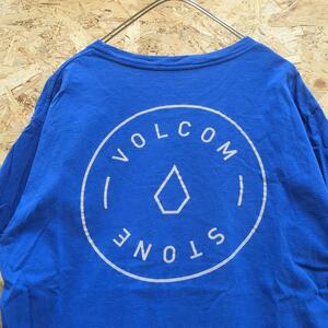 VOLCOM　バックプリント半袖Tシャツ　メンズM　青　g2