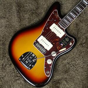 Fender American Vintage II 1966 Jazzmaster 3-Color Sunburst