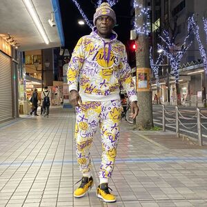 USA正規品 【3XL】 NBA公式 FISLL ロサンゼルス レイカーズ LA Lakers グラフィティ Graffiti 総柄 スウェット セットアップ バスケ