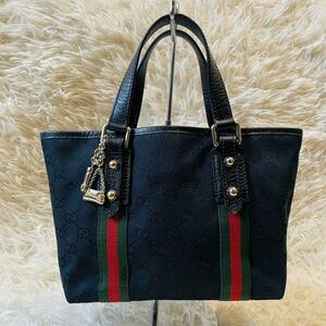 極美品＊GUCCI グッチ トート ミニ ハンドバッグ ggキャンバス レザー 革 シェリーライン 黒 ブラック ゴールド かばん 鞄 チャーム