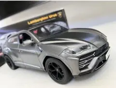 ラジコン　ランボルギーニ　Urus