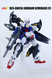 ■全塗装完成品■HGUC 1/144 OZX-GU01A ガンダムジェミナス01+アサルトブースター&高機動型ユニット 拡張セット 塗装済み完成品