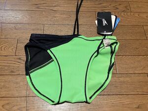 【新品】スピード　Speedo 競泳水着 Lサイズ