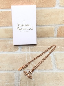 箱有 Vivienne Westwood ヴィヴィアンウエストウッド MAYFAIR BAS RELIEF PENDANT ゴールドカラー 111414558