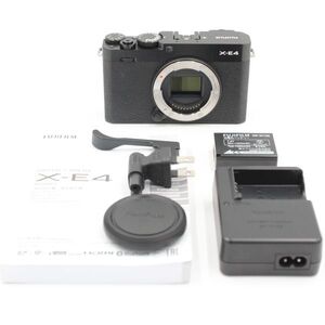 ショット数わずか26回。★美品★ FUJIFILM フジフイルム X-E4 ボディ ブラック