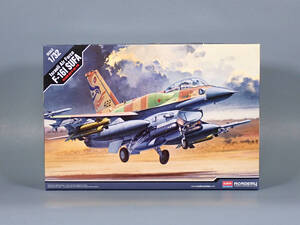 ■アカデミー 12105　イスラエル戦闘機 F-16I スーファ　1/32 プラモデル