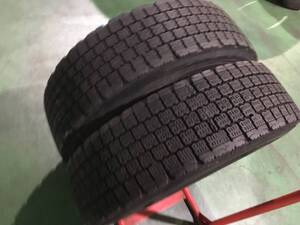 RB21-245-910 ☆245/70R19.5 BS 再生 中古2本(W910パターン)♪ 残溝10～11ｍｍ 中古 ブリヂストン スタッドレスタイヤ 　k80