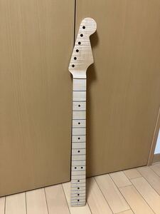 Warmoth ギターネック　クォーターソーンフレイムメイプル　ステンレスフレット