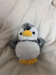 ペンギンのぬいぐるみ