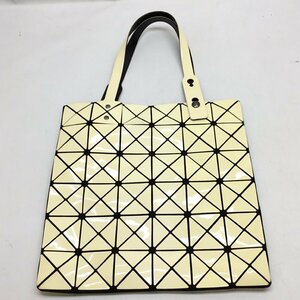 ■BAOBAO ISSEY MIYAKE イッセイミヤケ バオバオ トートバッグ アイボリー 持ち手に傷あり 幅33㎝ 中古品 /0.31kg