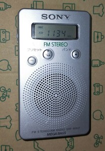 SRF-M807 ソニー 受信確認済 完動品 ワイドFM AM FM ラジオ 通勤 防災 ジョギング 散歩 競馬 登山 通院 ハイキング サイクリング 224752